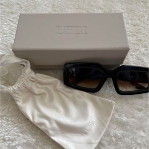 DEZI SUNGLASSES